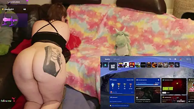 Snapshot of GamerGirl_Eve chatting on March 10, 2026, 6:12 pm GamerGirl Eve online show from March 10, 2026, 6:12 pm