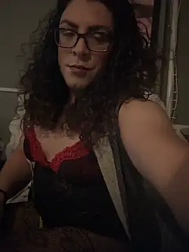 DiamondLaReina online show from February 10, 2026, 7:13 pm