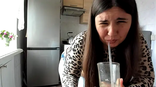Snapshot of MiaMarrone chatting on May 30, 2026, 1:39 pm MiaMarrone online show from May 30, 2026, 1:39 pm