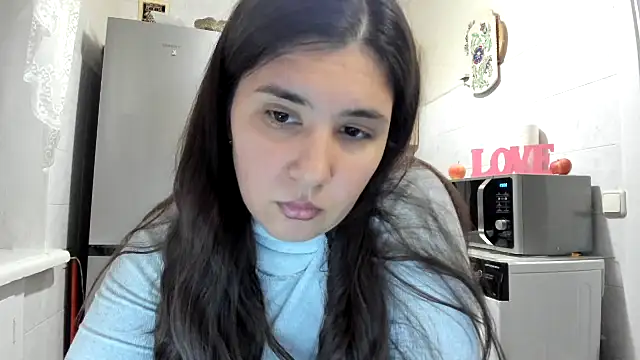 Snapshot of MiaMarrone chatting on October 12, 2025, 4:08 pm MiaMarrone online show from October 12, 2025, 4:08 pm