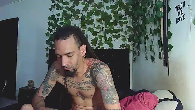 caribbeanlover1 online show from March 18, 2026, 12:08 pm