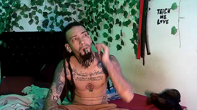 caribbeanlover1 online show from June 18, 2026, 1:27 pm