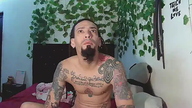 caribbeanlover1 online show from November 27, 2025, 11:54 am