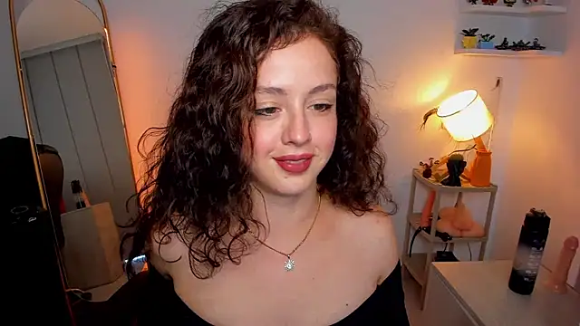 Cassandra Caiin online show from September 18, 2025, 9:51 pm