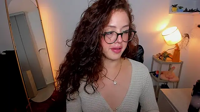 Cassandra Caiin online show from October 24, 2025, 5:17 am