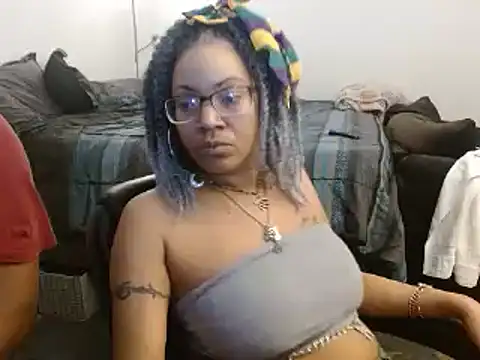 realninafame online show from February 3, 2026, 7:35 am