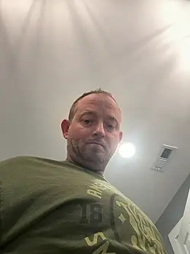 smokeymt420 online show from May 9, 2026, 6:33 pm