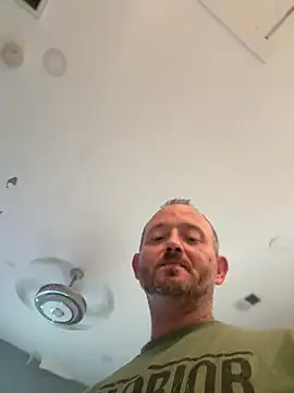 smokeymt420 online show from June 26, 2026, 6:36 pm