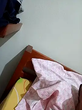 chicoguapo8 online show from February 8, 2026, 4:32 am