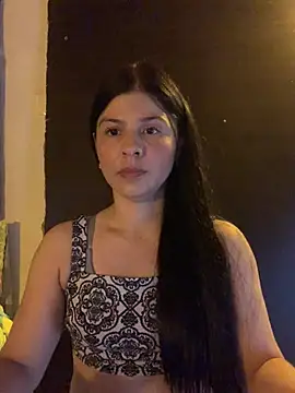 Estefani 32 online show from June 2, 2026, 7:14 pm