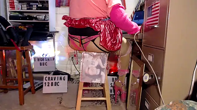 tgirljillforbbc online show from December 1, 2024, 11:10 pm