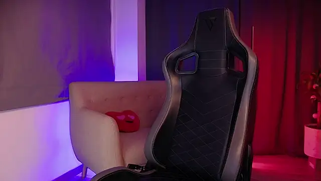 Liam V online show from February 5, 2026, 9:49 am