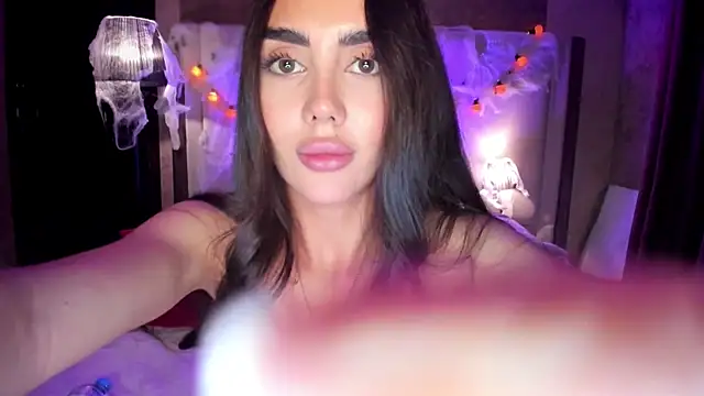 Snapshot of Lil_Gabby chatting on October 25, 2025, 6:41 pm Lil Gabby online show from October 25, 2025, 6:41 pm