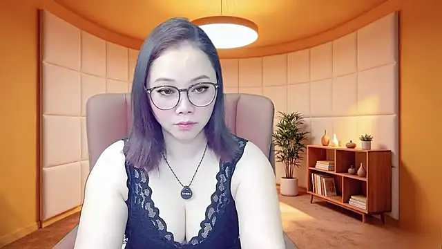 Giuliam online show from July 8, 2026, 6:58 am