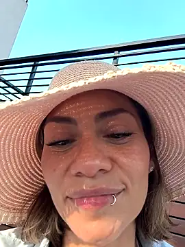 SamyJones9 online show from March 6, 2025, 8:27 pm