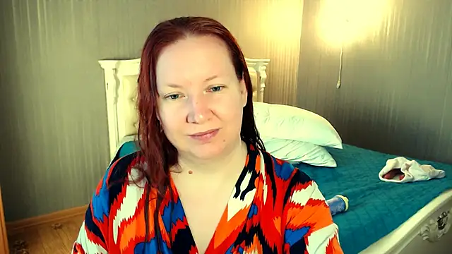 Snapshot of GoddessLara chatting on April 1, 2026, 1:08 am GoddessLara online show from April 1, 2026, 1:08 am