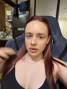 Lisaaan online show from May 22, 2026, 6:06 pm