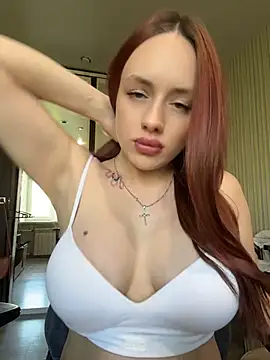 Snapshot of Lisaaan chatting on July 27, 2026, 12:56 pm Lisaaan online show from July 27, 2026, 12:56 pm