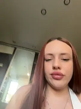 Snapshot of Lisaaan chatting on July 22, 2026, 3:36 pm Lisaaan online show from July 22, 2026, 3:36 pm