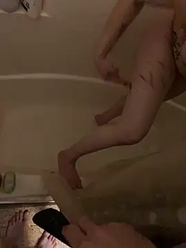 ohboy6923 online show from October 2, 2025, 4:49 am