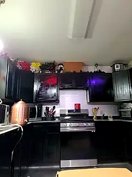 Snapshot of ScarletCallings420 chatting on January 11, 2025, 4:06 am ScarletCallings420 online show from January 11, 2025, 4:06 am