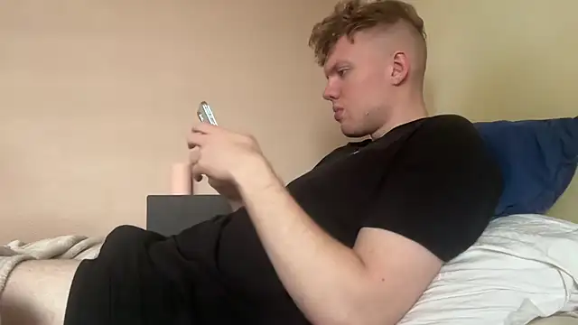 sexybooii6968 online show from May 30, 2026, 12:11 pm