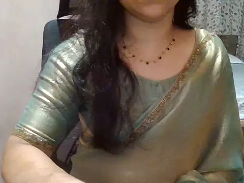 Snapshot of Pinky_4 chatting on July 18, 2026, 11:35 pm Pinky 4 online show from July 18, 2026, 11:35 pm