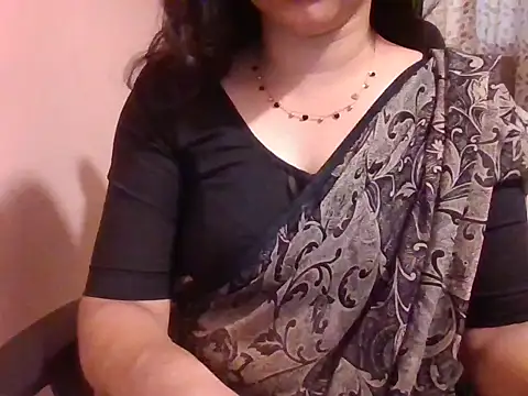 Pinky 4 online show from May 2, 2026, 4:18 am