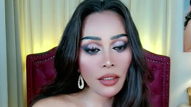 DreamLADYBOY online show from June 11, 2026, 2:53 am