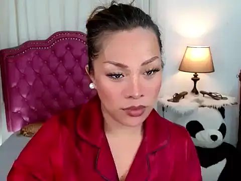 DreamLADYBOY online show from January 11, 2026, 10:38 pm