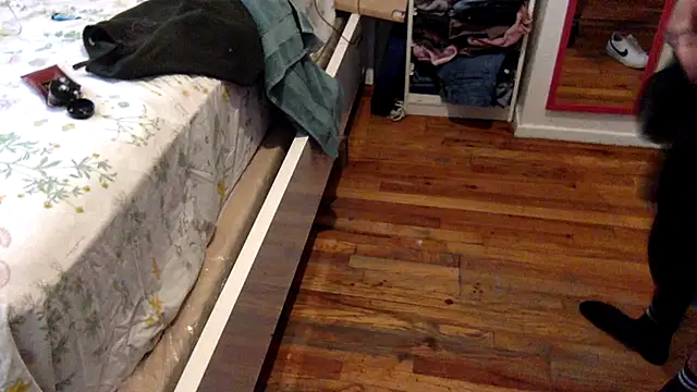 Snapshot of BIG-CkD_F chatting on March 19, 2025, 7:49 pm BIG-CkD F online show from March 19, 2025, 7:49 pm