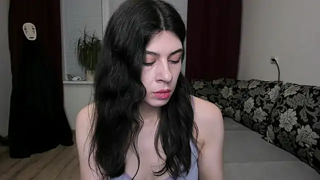 MolagAnna online show from March 18, 2025, 10:15 pm