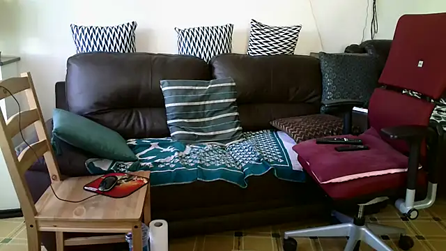 HETEREOMAN online show from September 14, 2025, 3:45 pm