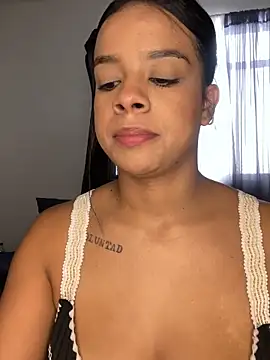 trianawhite online show from October 4, 2025, 3:46 pm