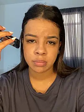 trianawhite online show from January 21, 2025, 2:37 pm