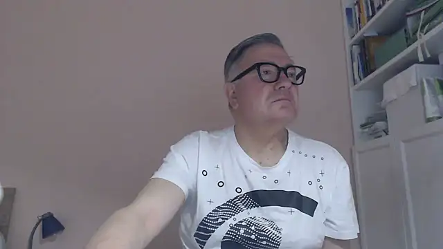 YOU6me online show from June 17, 2026, 7:19 am