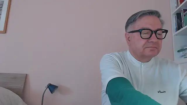 YOU6me online show from February 16, 2026, 8:46 am