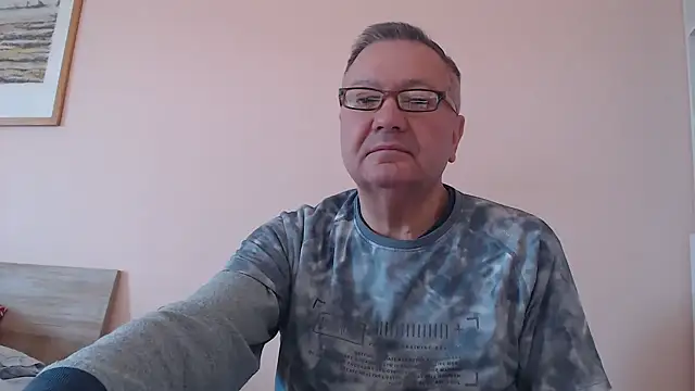 YOU6me online show from October 8, 2025, 7:32 am