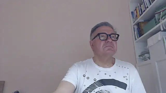 YOU6me online show from June 18, 2026, 7:29 am