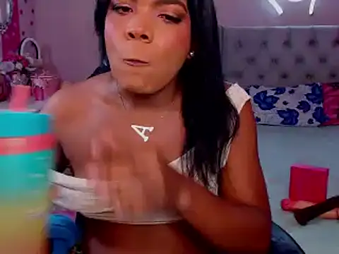 alexa rodriicum online show from March 16, 2026, 7:05 pm