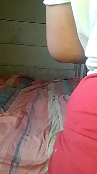 winterqueenx online show from February 26, 2025, 10:38 am