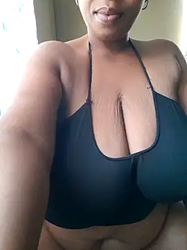 winterqueenx online show from March 19, 2025, 4:47 am