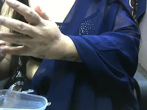 Snapshot of Bold-Radhika chatting on October 24, 2025, 8:24 am Bold-Radhika online show from October 24, 2025, 8:24 am