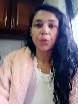 Snapshot of Monick17 chatting on May 1, 2026, 6:57 pm Monick17 online show from May 1, 2026, 6:57 pm
