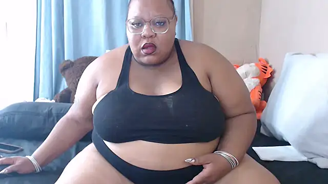 XSEXYBBW69 online show from October 8, 2025, 6:15 am