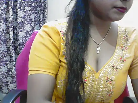 LovingPihu online show from May 7, 2026, 5:11 am