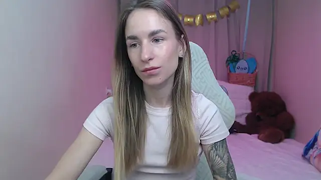 DeboraHorny online show from April 10, 2026, 6:09 am