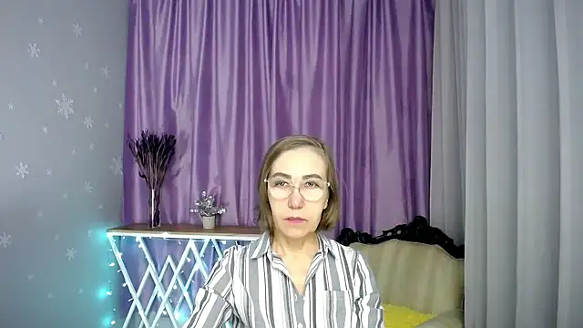 Snapshot of queen_a_n_i chatting on March 11, 2026, 8:08 am queen a n i online show from March 11, 2026, 8:08 am