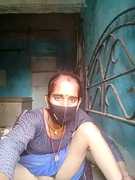 Snapshot of Mohni_Das chatting on March 19, 2026, 11:32 am Mohni Das online show from March 19, 2026, 11:32 am