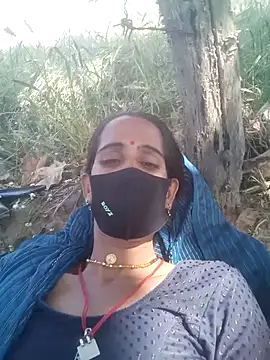 Snapshot of Mohni_Das chatting on March 5, 2026, 8:00 am Mohni Das online show from March 5, 2026, 8:00 am